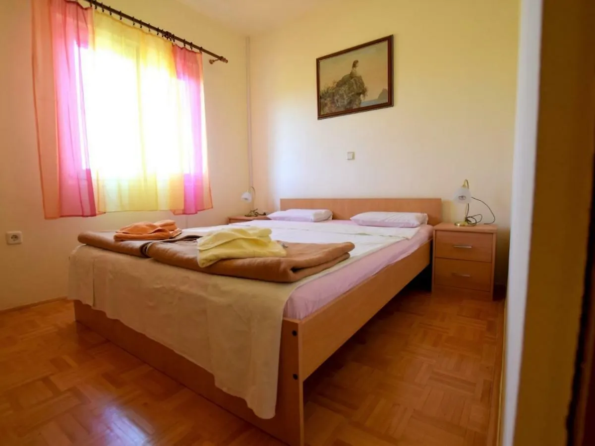 Apartments Pinka Seline