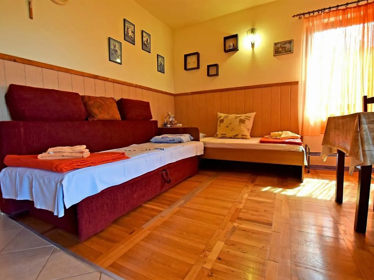 Apartments Pinka Seline