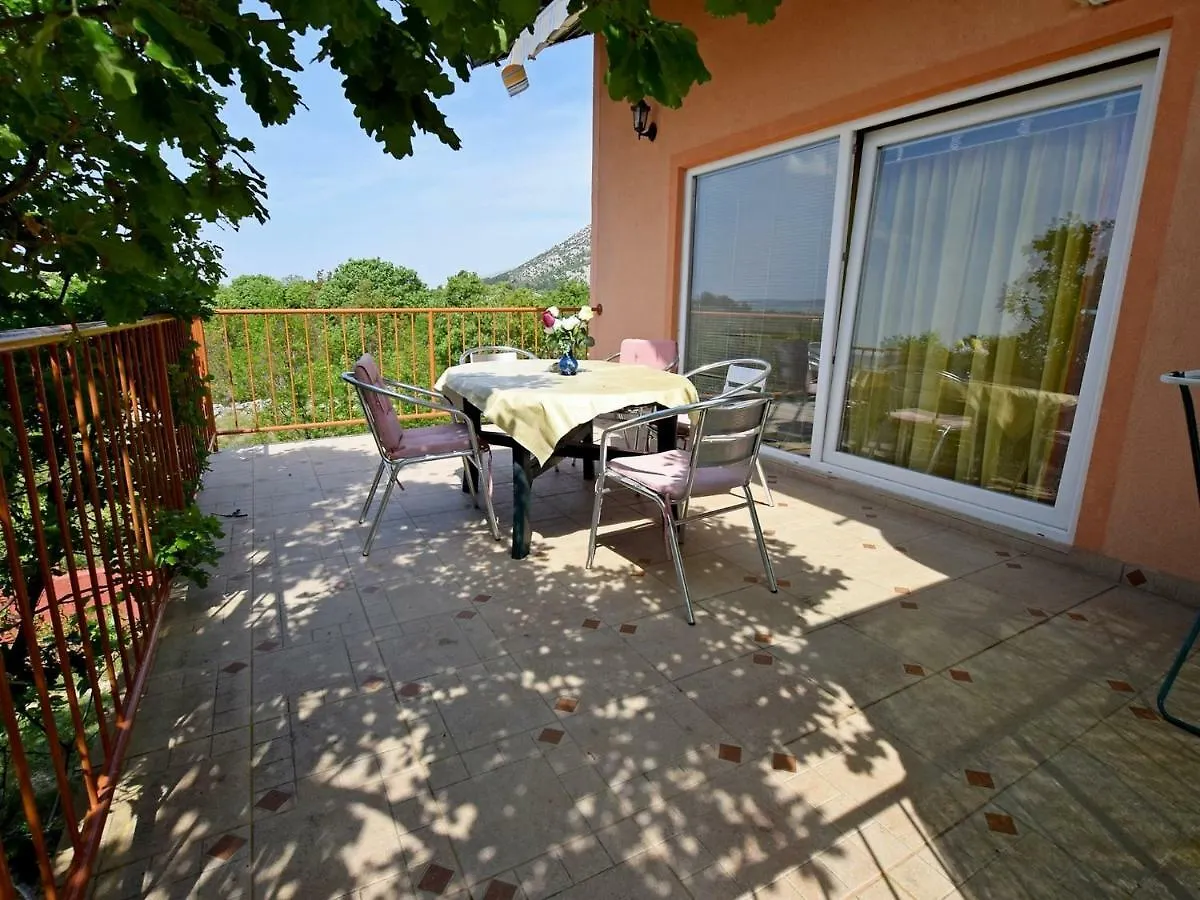 Apartments Pinka Seline